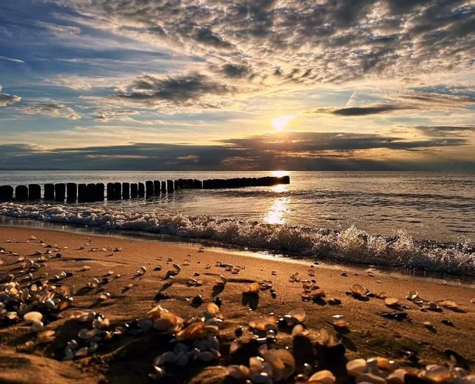 Apartament Bel Mare-Nowoczesny Miedzyzdroje Exteriör bild